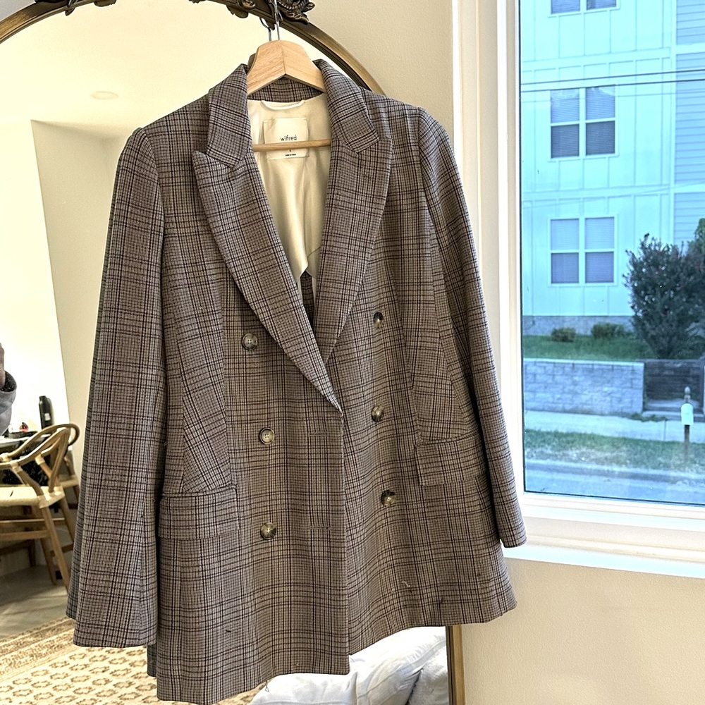 Aritzia | Babaton plaid blazer | size 4